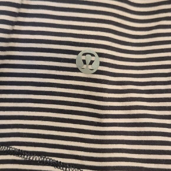 Lululemon Sunset Salutation Long Sleeve Mini Pop Stripe Black Mink Berry Top 6 - Picture 9 of 10